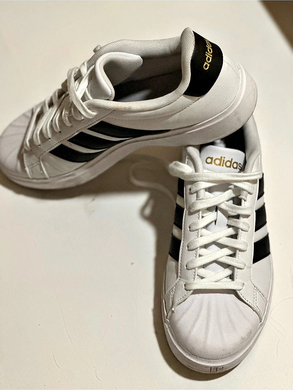 Adidas Superstar Sneakers White & Black US 8